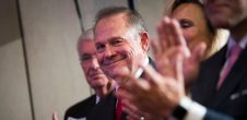 Alabama Voters Reguse to Abandon Roy Moore