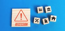 Odds of U.S. Recession Soar as 58% of Americans Live Paycheck to Paycheck