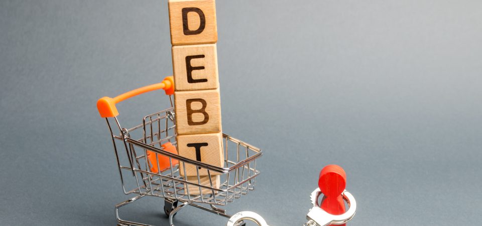 U.S. Economy Could Get Ugly: Consumer Debt Surges Past $17 Trillion