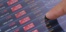 Investors Beware: Could Yield Curve Be Hinting a Stock Market Crash Is Ahead?